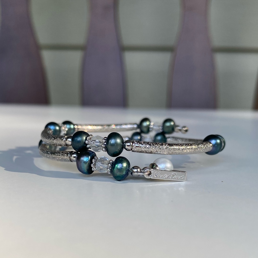 Vantel Pearls Wrap Bracelet
